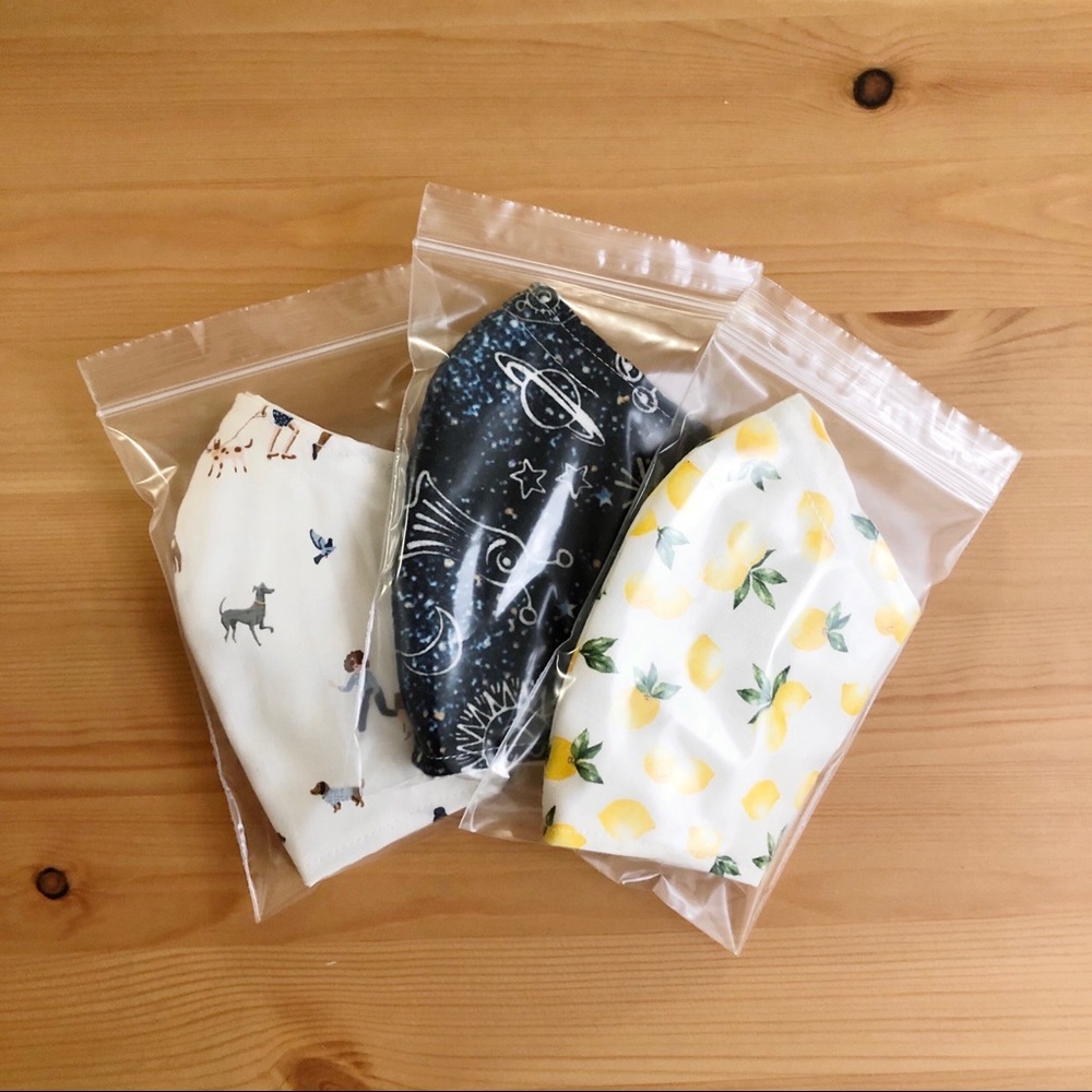 2 for 25$ Custom Handmade Face Mask / White - Picture 8 of 11